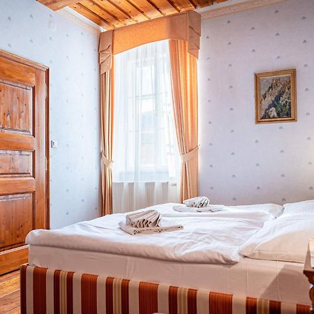 Penzion Cosmopolitan I. Banská Štiavnica Eksteriør billede