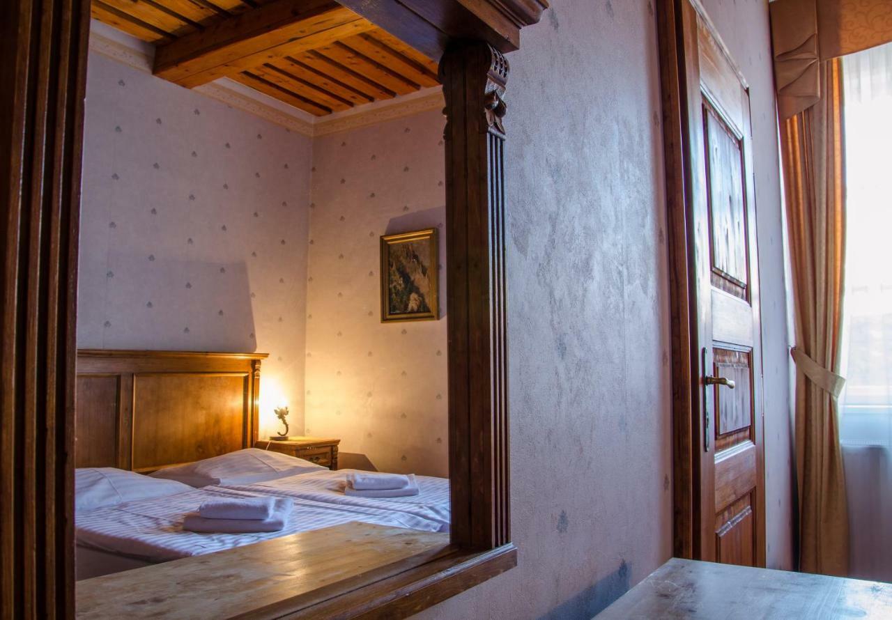 Penzion Cosmopolitan I. Banská Štiavnica Eksteriør billede